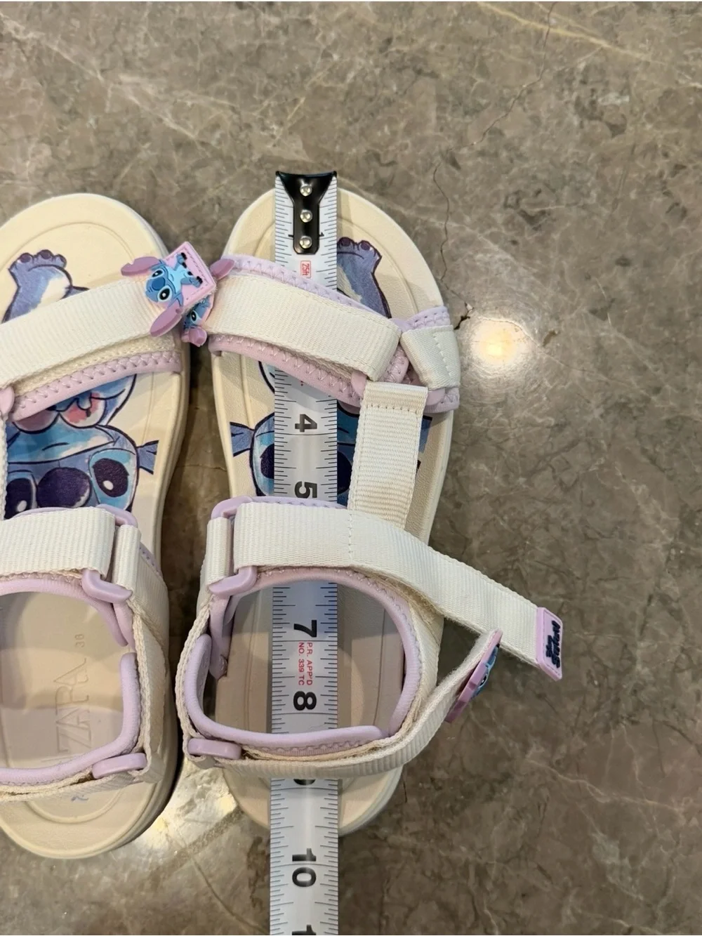 size 4 (9 inch) Zara girl sandals new (Stich)